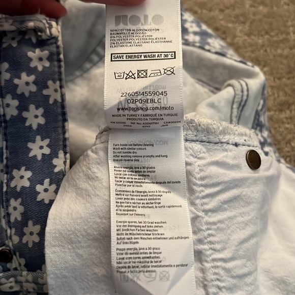 Topshop Moto Leigh Skinny Jeans - Picture 9 of 9